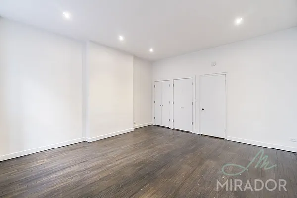 Rented by Mirador Real Estate | media 2