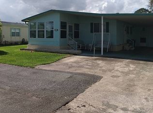 12 Azure Ln #12, Eustis, FL 32726