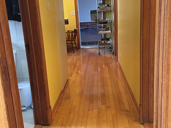 3rd image of 3912 N Cicero Ave #3