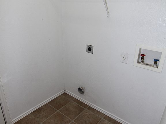 3rd image of 9008 Old Clydesdale Dr