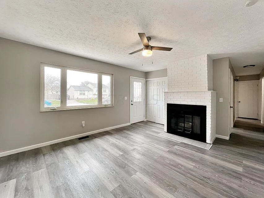 8969 Canoe Drive - 1 — Photo 2
