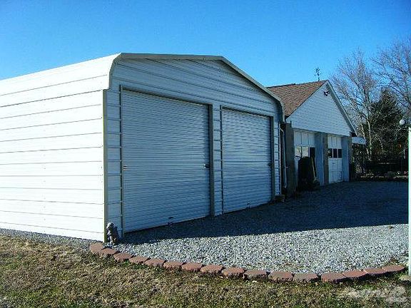 2 - DOUBLE CAR GARAGES!!!  DO YOU HAVE TOYS?