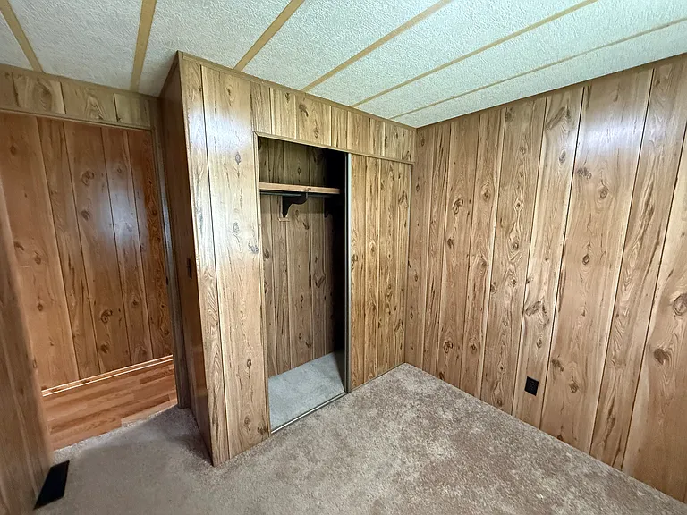 242 Cobb Ave — Photo 10