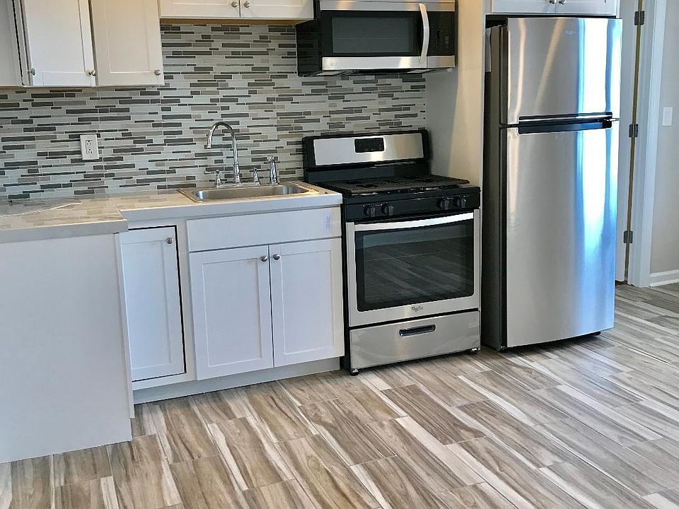 1st image of 347 Belleville Ave APT E2