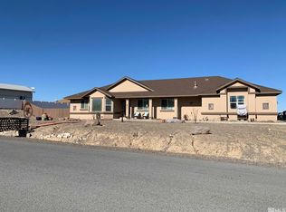 1044 Rawhide Dr, Fernley, NV