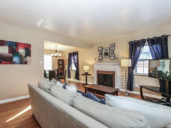 5th image of 4302 Joan Pl