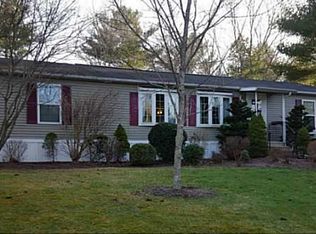 92 Pitch Pine Pl, South Kingstown, RI 02879