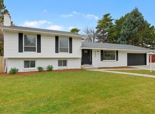 5082 S Arrowhead Cir, Murray, UT 84107