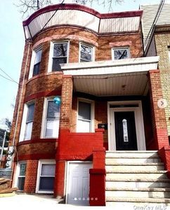 569 Barbey St, Brooklyn, NY, 11207