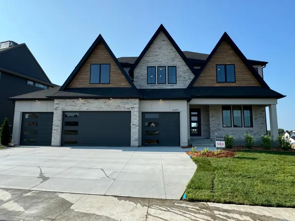 16507 47th Pl N, Plymouth, MN 55446