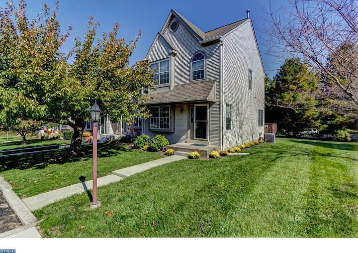 1st image of 118 Concord Ct