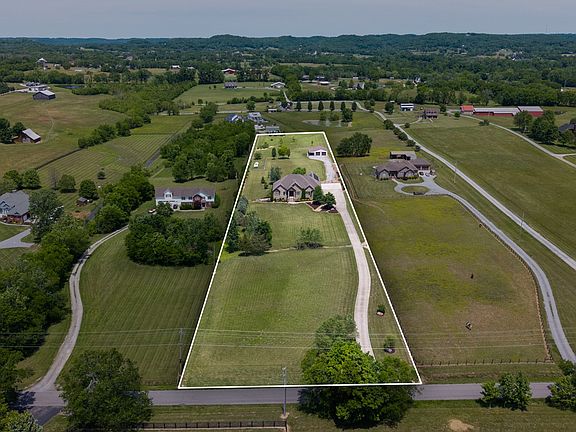 3rd image of 1196 Liberty Ln