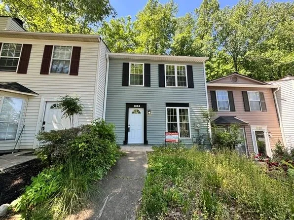 1084 Huntington Trce SE, Smyrna, GA 30082