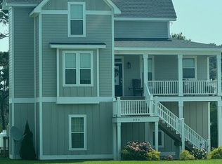 121 Jade St, Beaufort, NC 28516