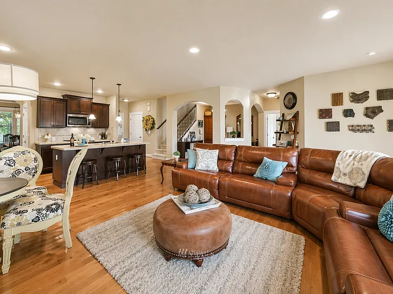 1883 Galenta Dr SW — Photo 6