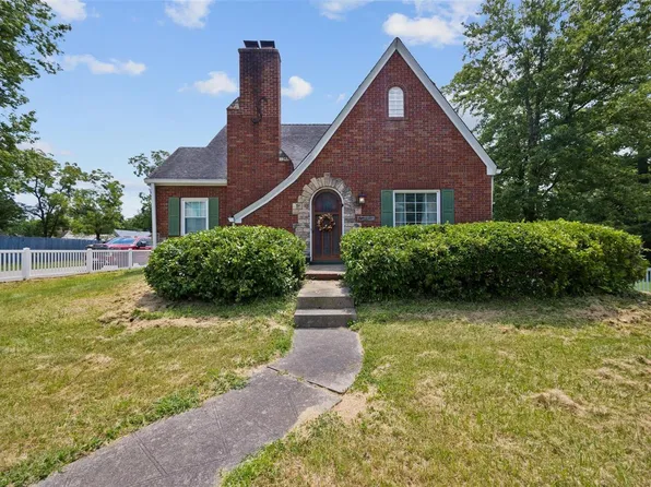 802 Cleveland Ave, Festus, MO 63028