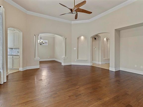 5th image of 3804 Park Flower Ct