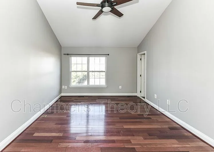 2017 Capstone Cir — Photo 23