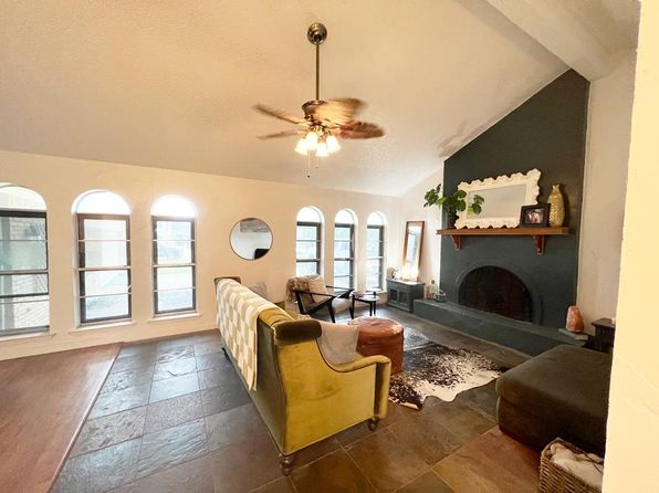 104 Scenic Dr