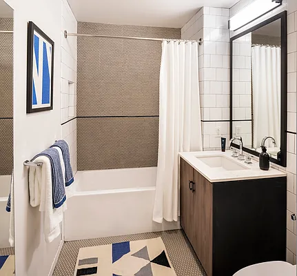 Rented by Brause Realty | media 4