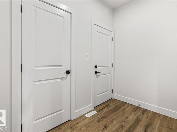 4th image of 69 Elliott Wynd