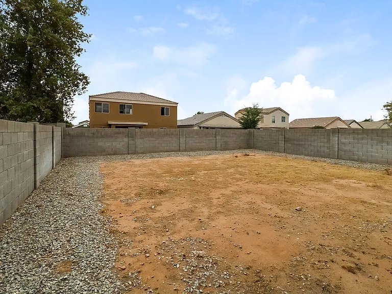 12329 W Windrose Dr — Photo 17