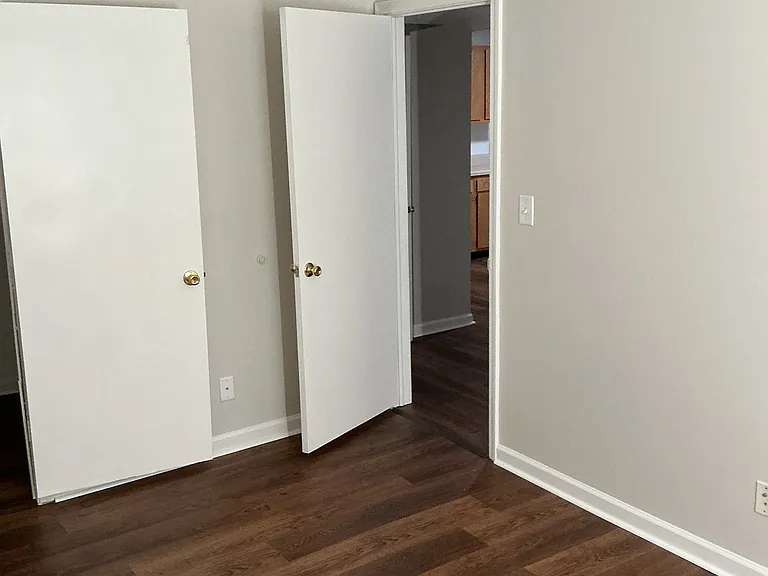 2 BR 1 Bath Apartment — Photo 14