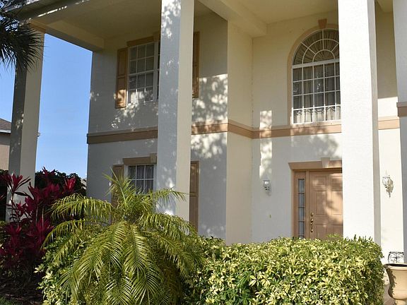 3rd image of 431 Meredith Way
