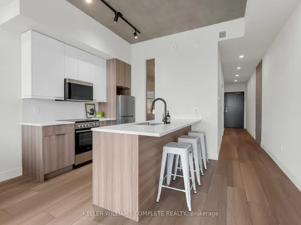 24 Augusta St, Hamilton, ON