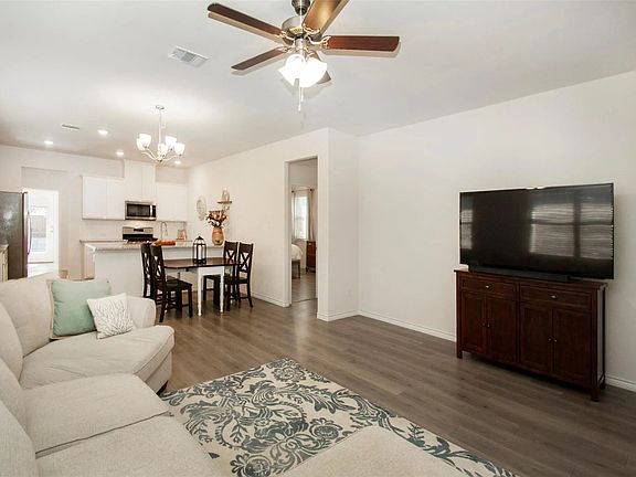 4th image of 2348 Opaline Dr