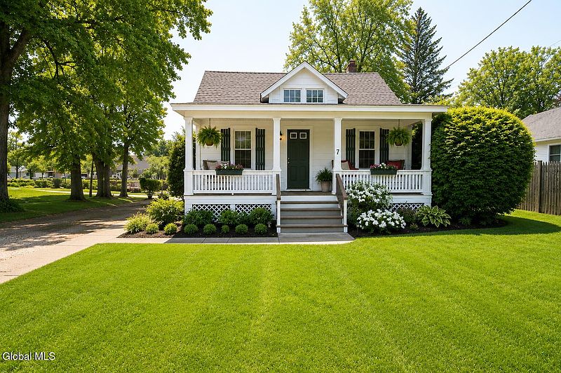 2nd image of 7 Maryland Avenue