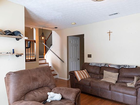 4th image of 3300 Draycott Ct