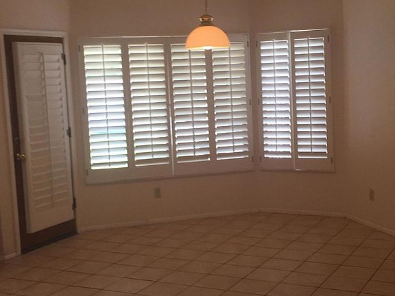 4th image of 5855 E Marconi Ave
