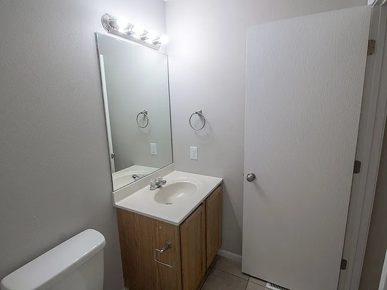 1413 Greensboro Dr — Photo 20