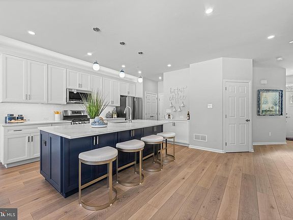 4th image of 156 Bancroft Rd