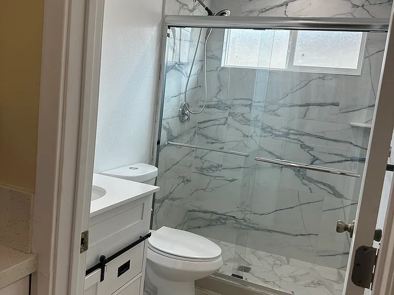 25479 Van Leuven St #1A — Photo 10