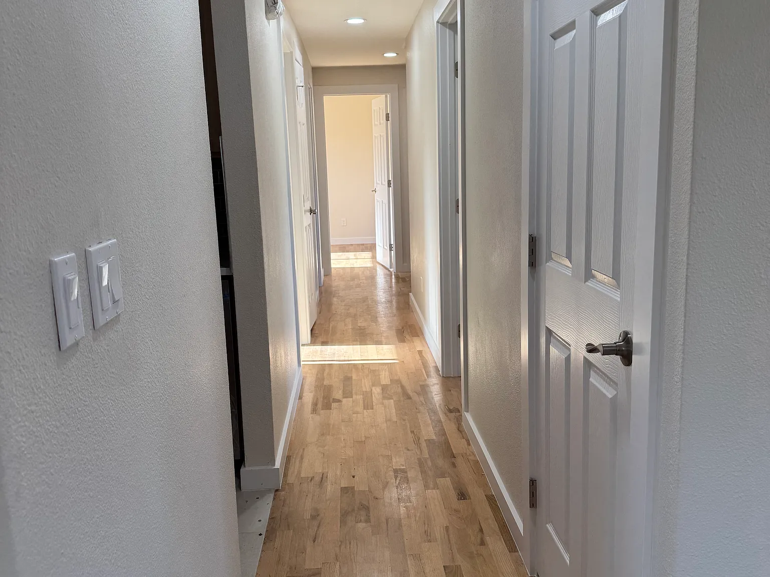 4 bed, $2,100 — Photo 4