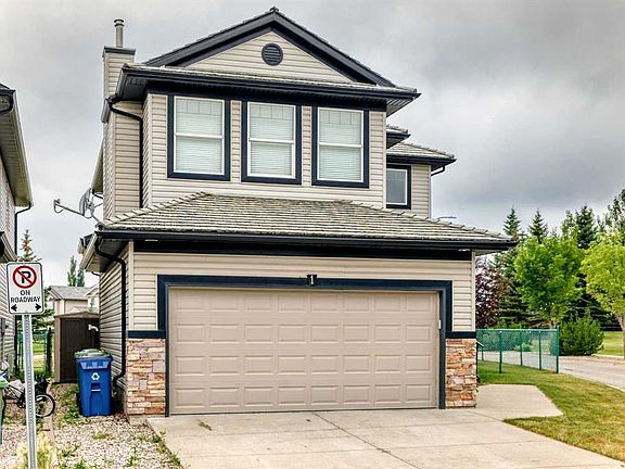 3rd image of 1 E Glensummit Close SE #316