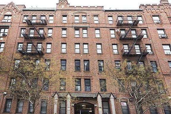 5th image of 15 Crown St APT 3J