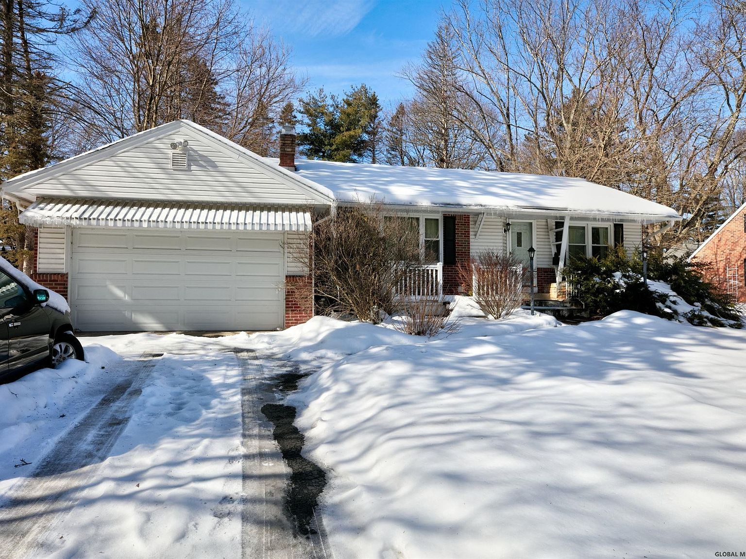 1043 HICKORY Road, Niskayuna, NY 12309 Zillow