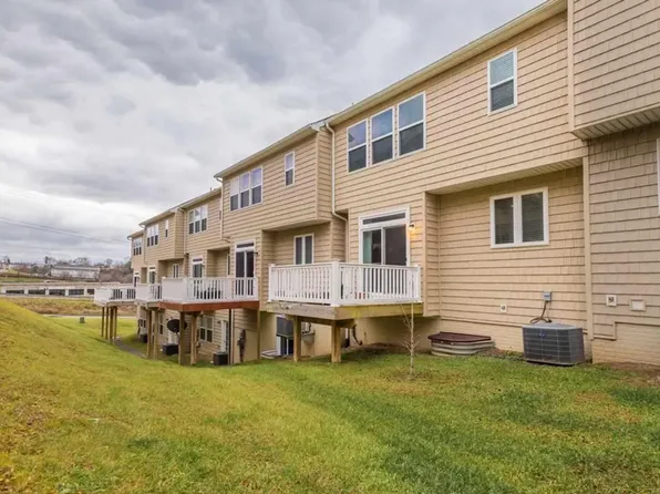 3910 Sun Way, Morgantown, WV 26505