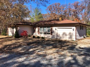 14813 Cozy Ln, Charleston, IL 61920