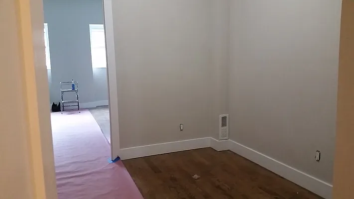 Rented by New York Realty Minimax Inc | media 10