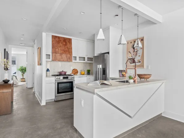 18 Melrose Street image 1 of 11