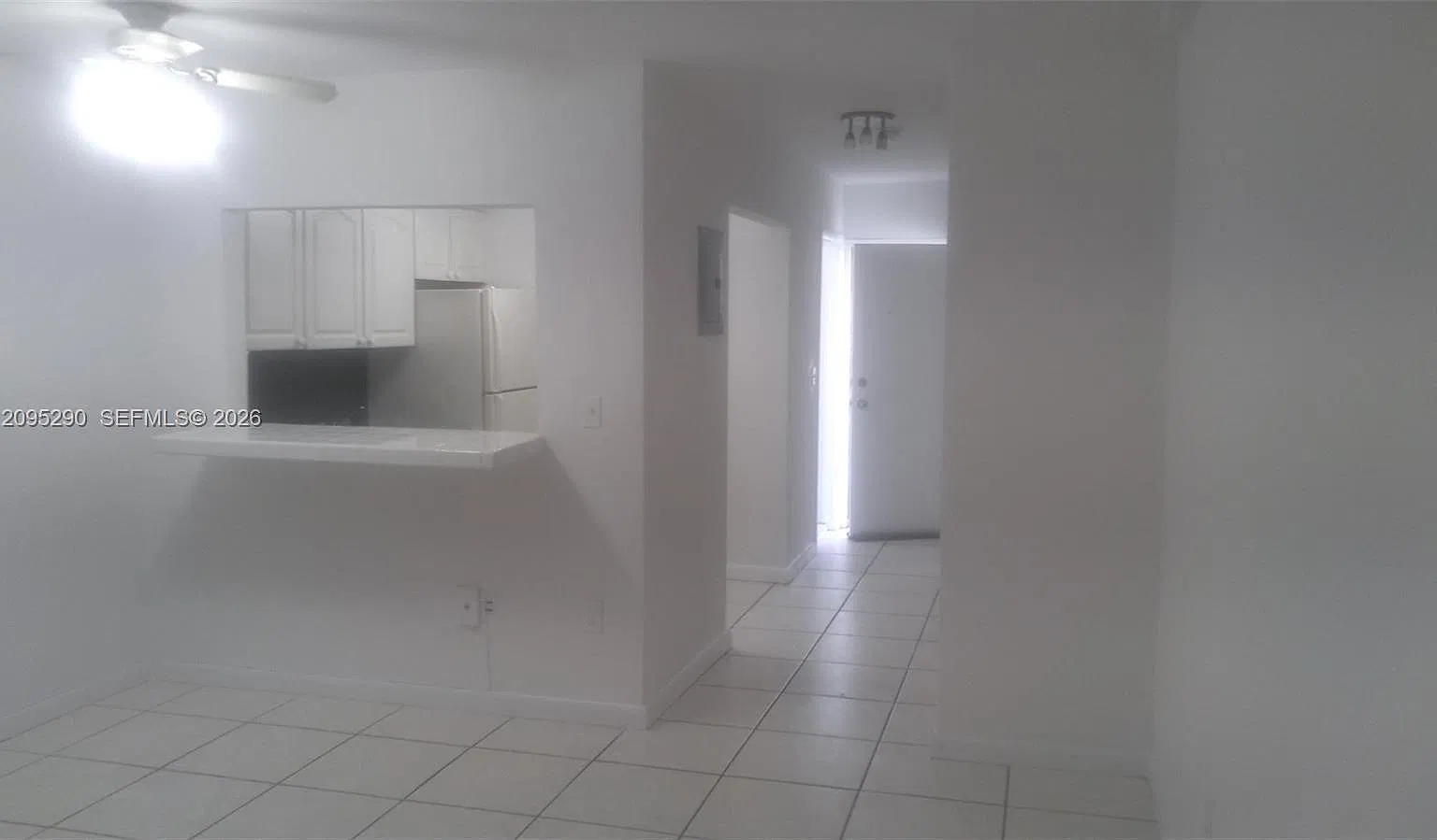 Sunshine Bay Condo — Photo 4