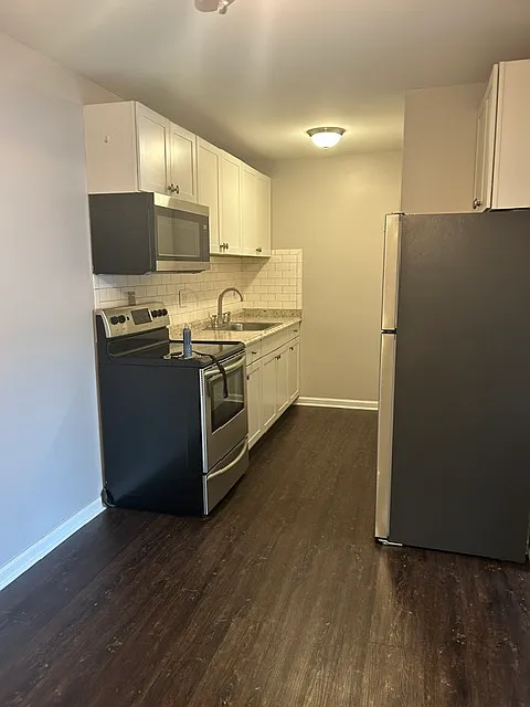 1 bed, 627 sqft, $1,100 — Photo 3