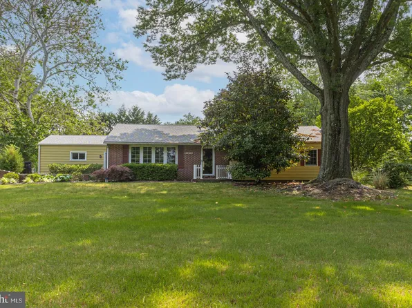 1276 Taylorsville Rd, Washington Crossing, PA 18977