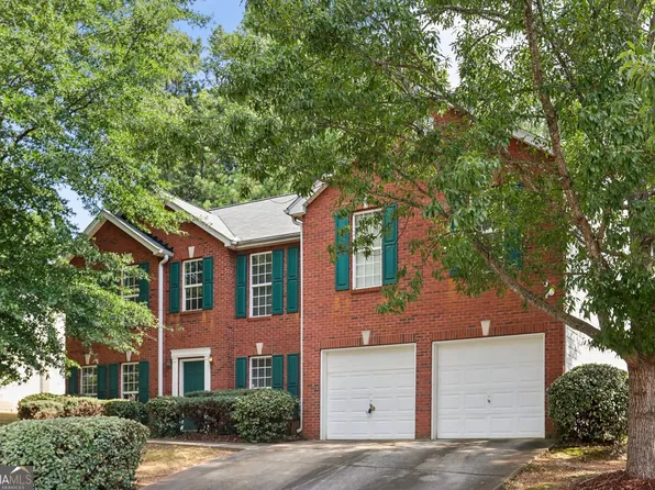 6037 Fairington Farms Ln, Lithonia, GA 30038