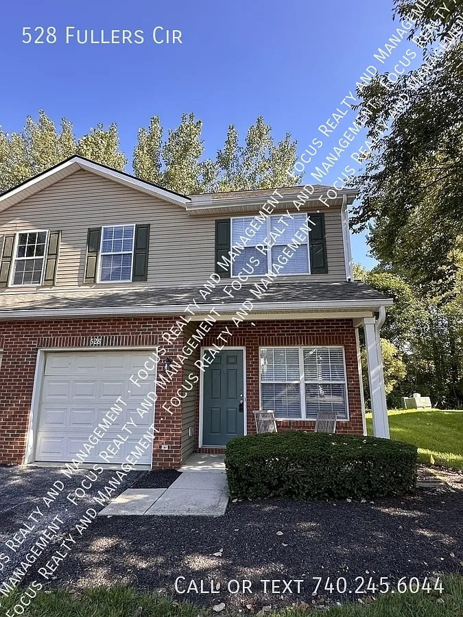 2 bed, 1.5 bath, $1,900 — Photo 1