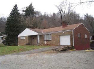5104 Oak Rd, Jefferson Hills, PA 15025